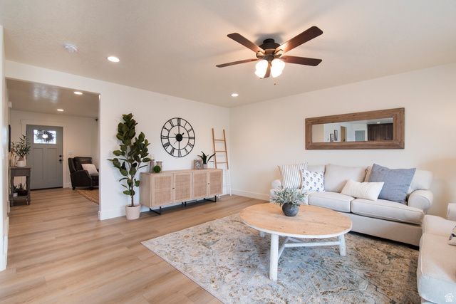 3982 N 350 W, Enoch, UT 84721