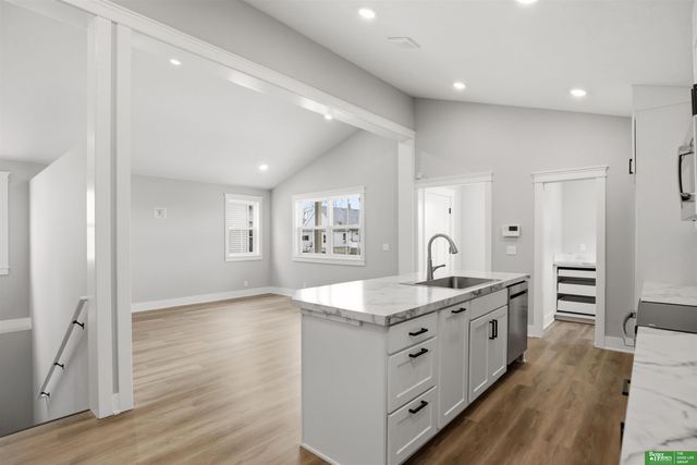 2452 Camden Avenue, Omaha, NE 68111