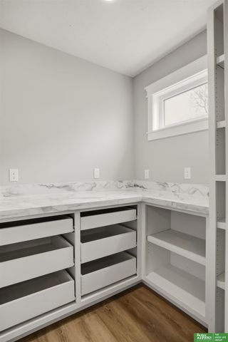 2452 Camden Avenue, Omaha, NE 68111