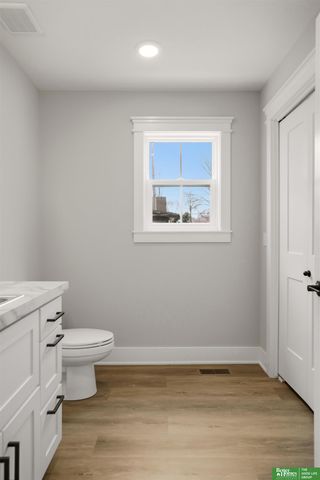 2452 Camden Avenue, Omaha, NE 68111