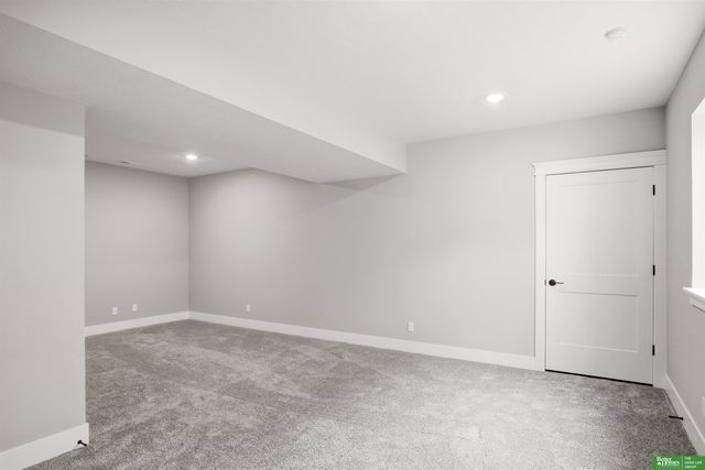 2452 Camden Avenue, Omaha, NE 68111