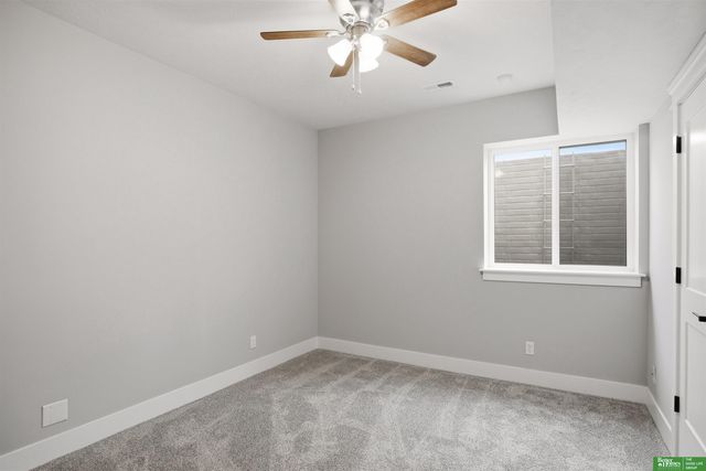 2452 Camden Avenue, Omaha, NE 68111