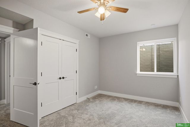 2452 Camden Avenue, Omaha, NE 68111