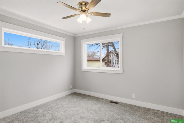 2452 Camden Avenue, Omaha, NE 68111