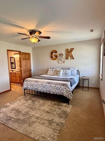 8032 T Highway, Fredericktown, MO 63645