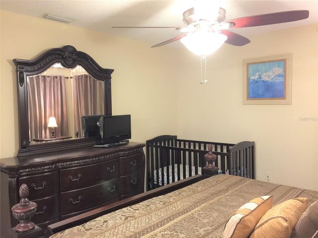 949 LAKE BERKLEY DRIVE, Kissimmee, FL 34746