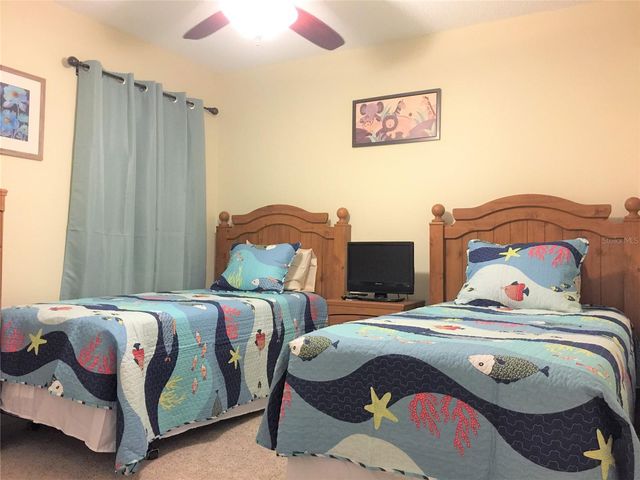 949 LAKE BERKLEY DRIVE, Kissimmee, FL 34746