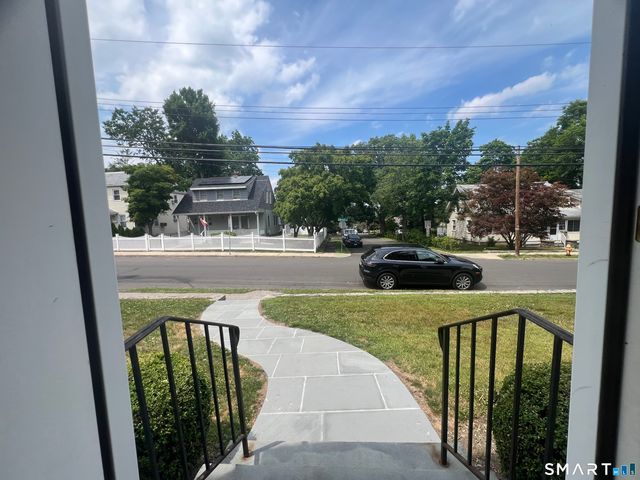 21 Leonard Street, Stamford, CT 06906
