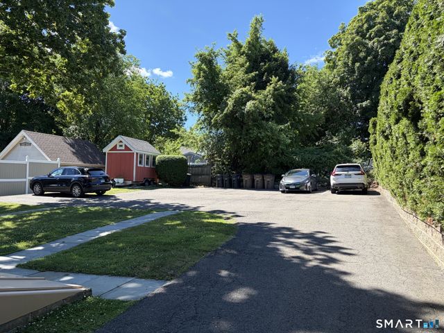 21 Leonard Street, Stamford, CT 06906