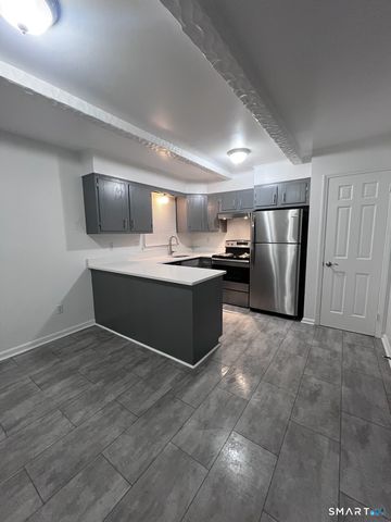 21 Leonard Street, Stamford, CT 06906