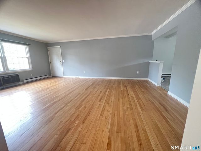 21 Leonard Street, Stamford, CT 06906