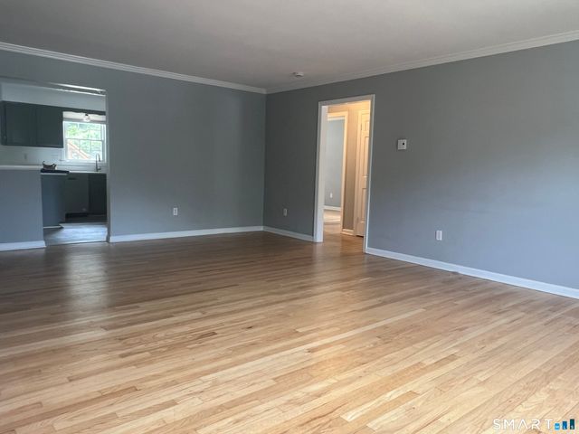21 Leonard Street, Stamford, CT 06906