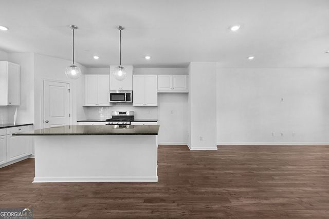 1693 Lansmere Street SW, Marietta, GA 30008