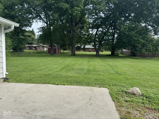 2516 Colony Court, Carmel, IN 46280