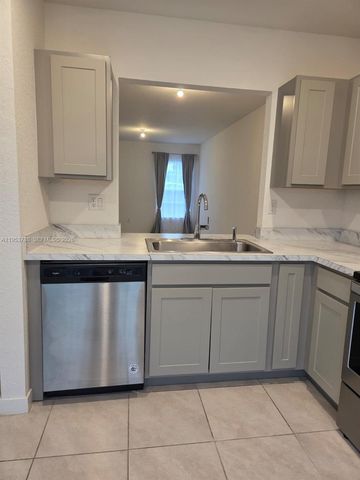 540 NE 5th TER, Florida City, FL 33034