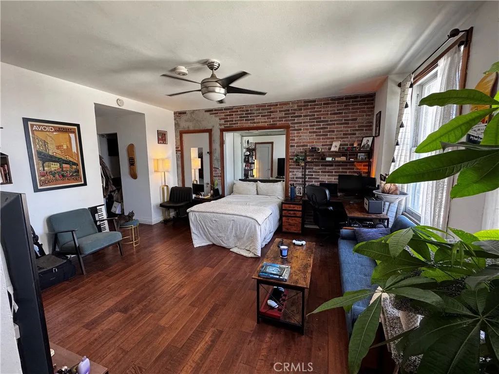 455 E Ocean, Long Beach, CA 90802