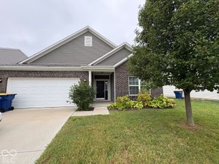 4920 Penoyer Lane, Indianapolis, IN 46235