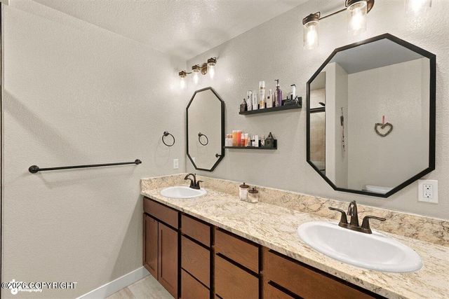 7764 E Obsidian Loop, Wasilla, AK 99654
