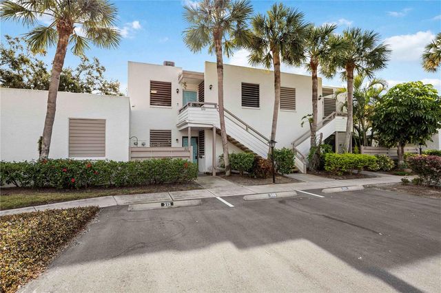 320 TIMBER LAKE DRIVE 320, Bradenton, FL 34210