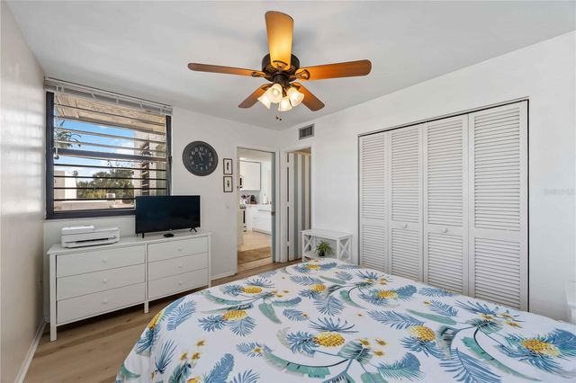 320 TIMBER LAKE DRIVE 320, Bradenton, FL 34210