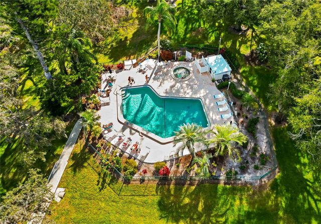 320 TIMBER LAKE DRIVE 320, Bradenton, FL 34210