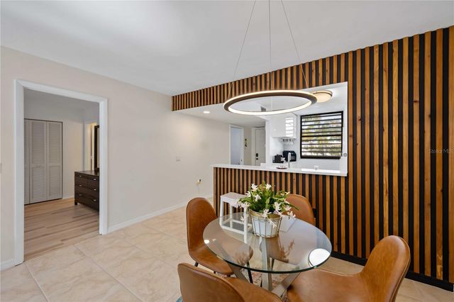 320 TIMBER LAKE DRIVE 320, Bradenton, FL 34210