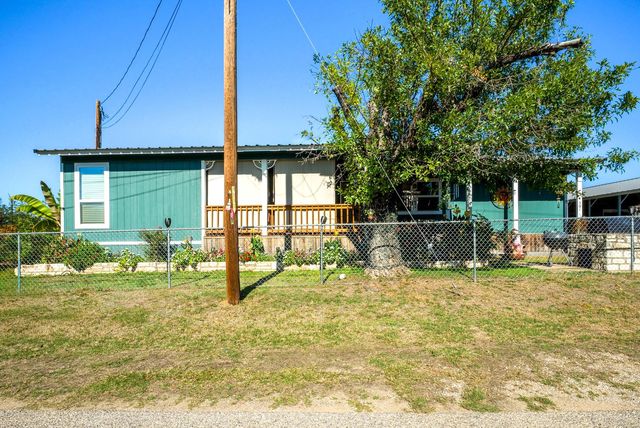 301 E Castlebriar DR, Marble Falls, TX 78654
