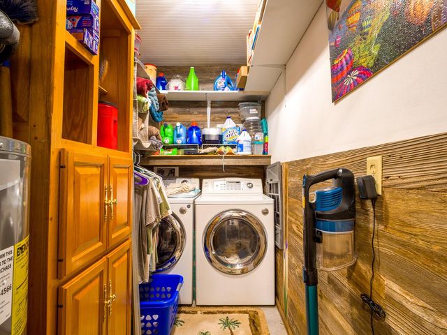 301 E Castlebriar DR, Marble Falls, TX 78654