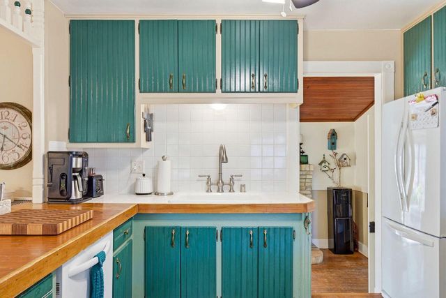 1770 Pleasant Valley ROAD, Grafton, WI 53024