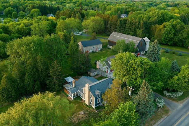1770 Pleasant Valley ROAD, Grafton, WI 53024
