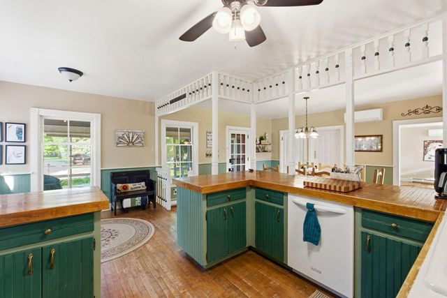 1770 Pleasant Valley ROAD, Grafton, WI 53024