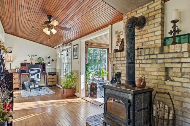 1770 Pleasant Valley ROAD, Grafton, WI 53024