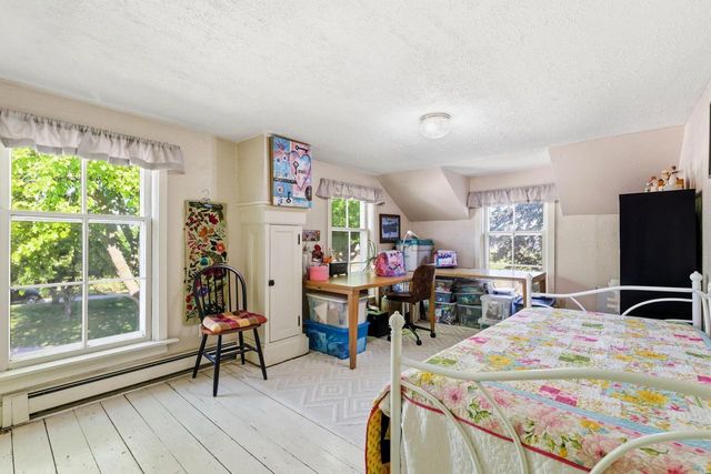 1770 Pleasant Valley ROAD, Grafton, WI 53024