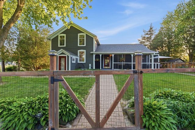 1770 Pleasant Valley ROAD, Grafton, WI 53024