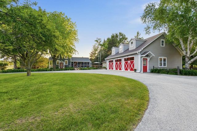 1770 Pleasant Valley ROAD, Grafton, WI 53024