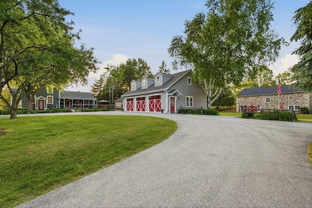 1770 Pleasant Valley ROAD, Grafton, WI 53024