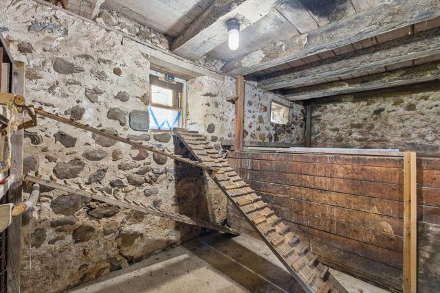 1770 Pleasant Valley ROAD, Grafton, WI 53024