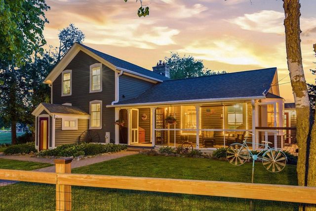 1770 Pleasant Valley ROAD, Grafton, WI 53024