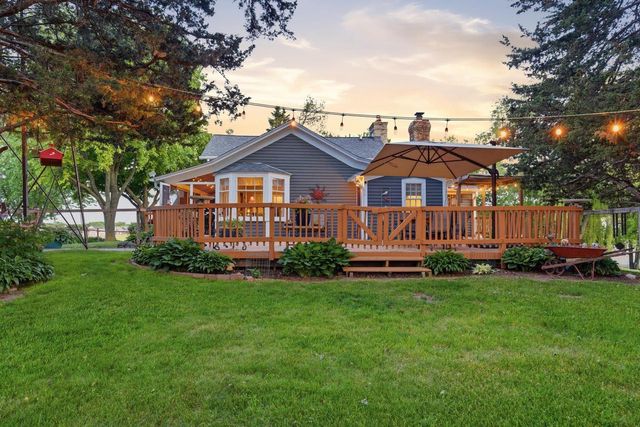 1770 Pleasant Valley ROAD, Grafton, WI 53024