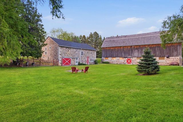 1770 Pleasant Valley ROAD, Grafton, WI 53024
