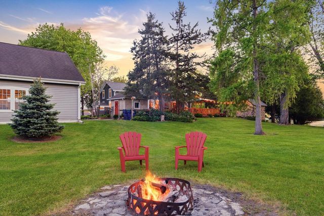 1770 Pleasant Valley ROAD, Grafton, WI 53024