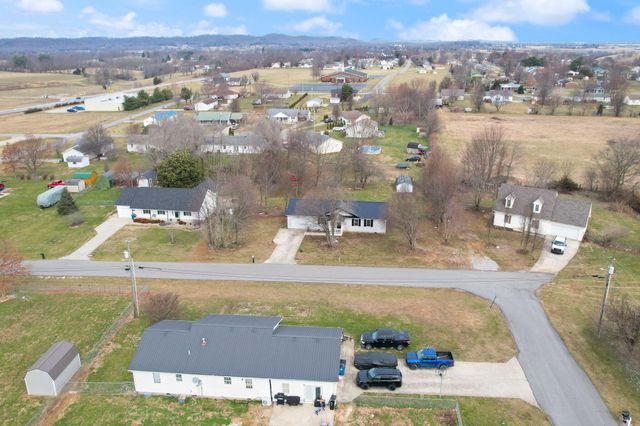 216 Raintree Circle, Stanford, KY 40484