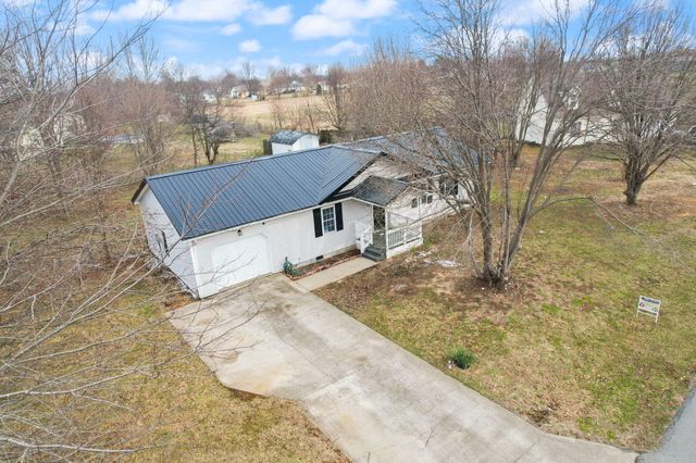 216 Raintree Circle, Stanford, KY 40484