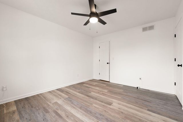 216 Raintree Circle, Stanford, KY 40484