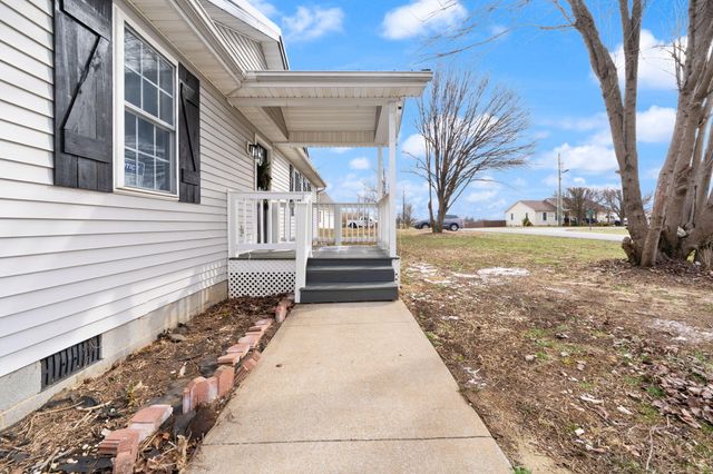 216 Raintree Circle, Stanford, KY 40484