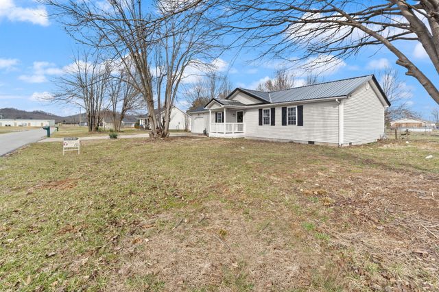 216 Raintree Circle, Stanford, KY 40484