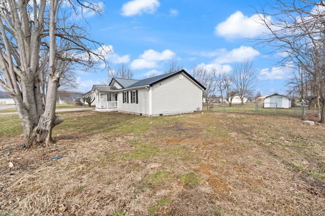 216 Raintree Circle, Stanford, KY 40484