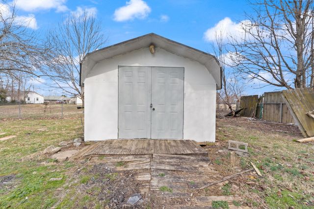 216 Raintree Circle, Stanford, KY 40484