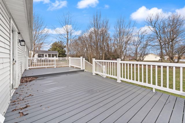 216 Raintree Circle, Stanford, KY 40484