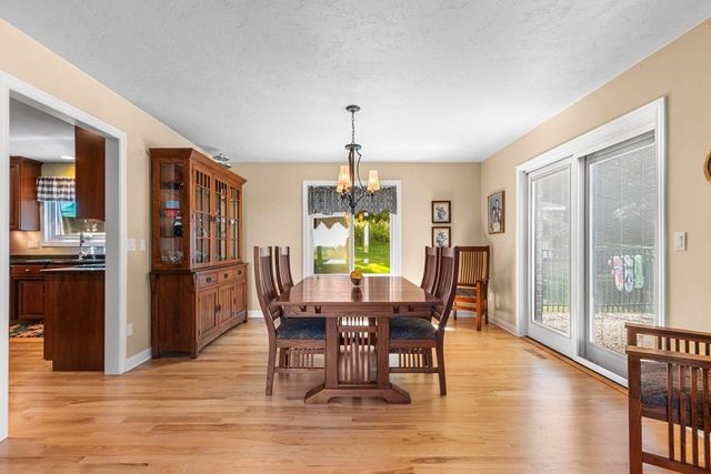3380 DICKINSON ROAD, De Pere, WI 54115